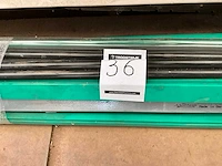 Partij pvc afdingslatten. - afbeelding 1 van  5