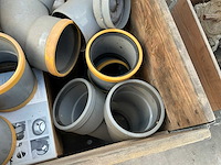 Partij pvc hulpstukken - afbeelding 4 van  4
