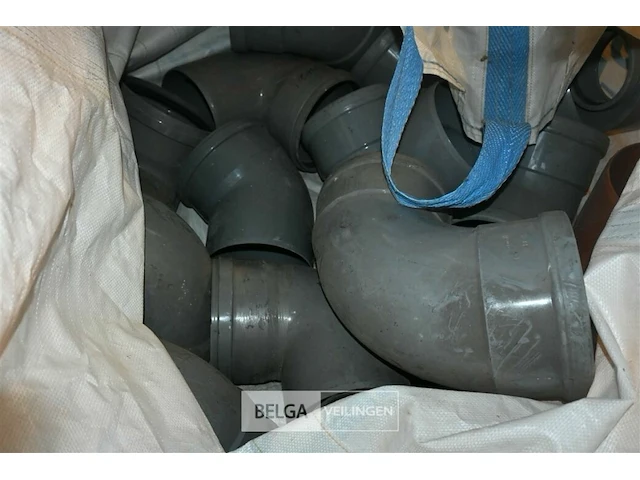 Partij pvc hulpstukken - afbeelding 2 van  6