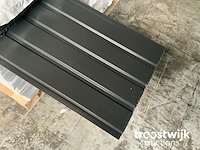 Partij pvc planchetten 180 m² - afbeelding 1 van  3