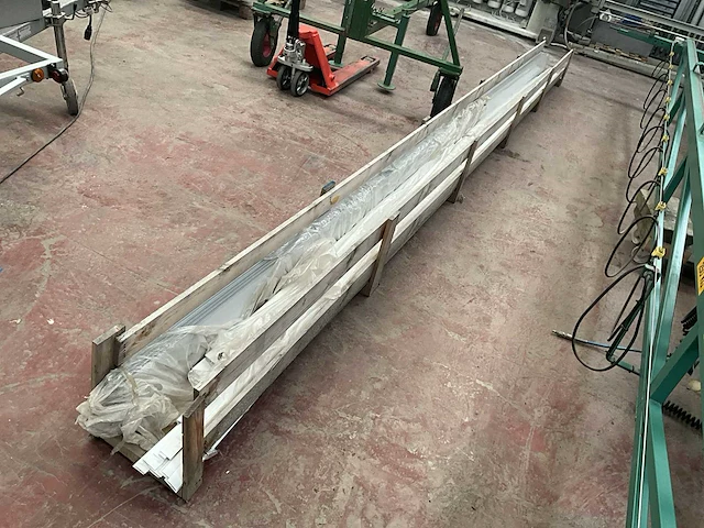 Partij pvc profielen - afbeelding 1 van  5