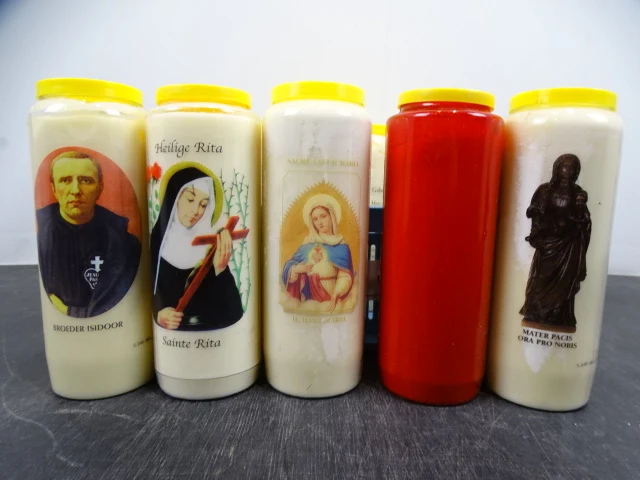 Partij religieuze kaarsen - afbeelding 2 van  3