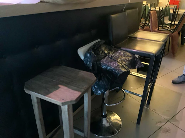 Partij restaurant stoelen (23x) - afbeelding 5 van  5