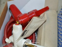 Partij retro kranen en sproeiers - afbeelding 2 van  5