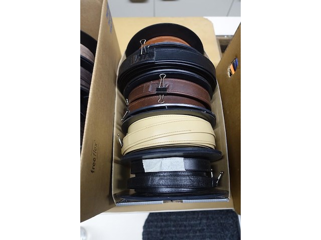 Partij riemen, ritsen - afbeelding 5 van  46