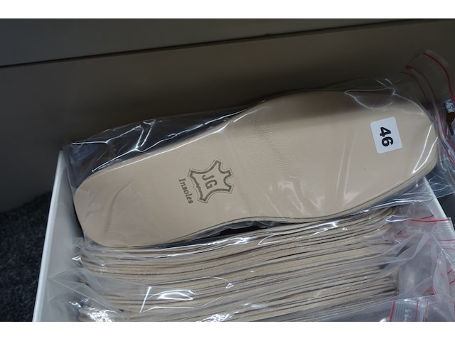 Partij riemen, ritsen - afbeelding 20 van  46