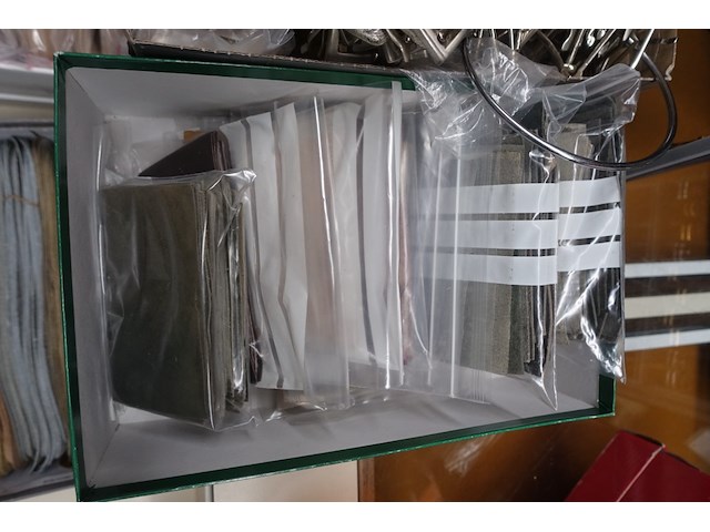 Partij riemen, ritsen - afbeelding 26 van  46