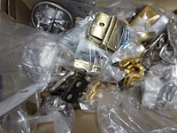 Partij riemen, ritsen - afbeelding 32 van  46