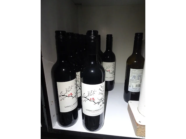 Partij rode/rosé/witte wijn + cava - afbeelding 2 van  4