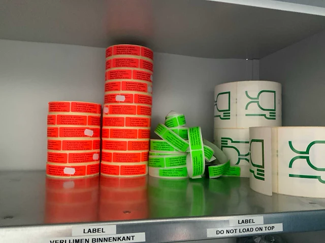 Partij rollen etiketten en inkt linten - afbeelding 4 van  9