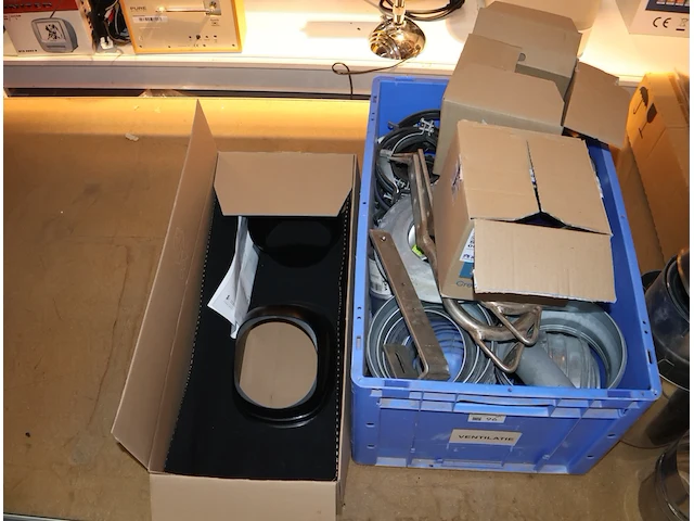 Partij rookafvoer - afbeelding 2 van  8