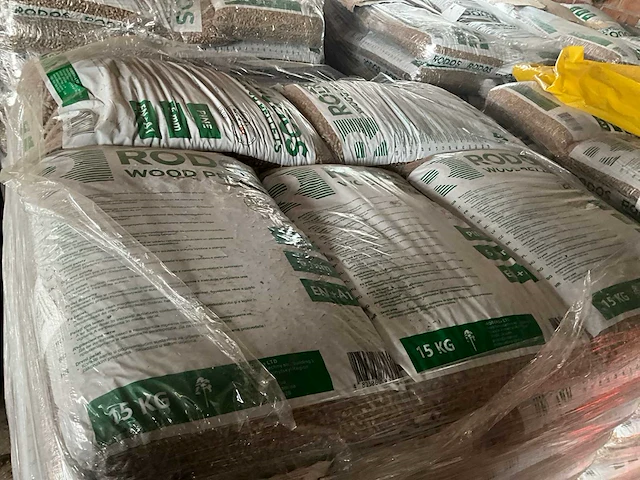 Partij roos woodpellets, 15kg - afbeelding 2 van  5