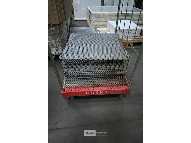 Partij roosters voor ventilatie 60x60 cm - afbeelding 2 van  3