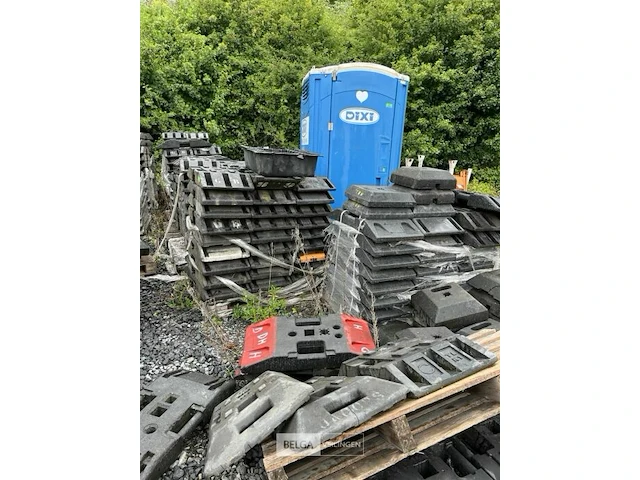 Partij rubber voeten - afbeelding 1 van  3