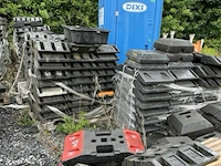 Partij rubber voeten - afbeelding 1 van  3