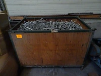 Partij ruiters in houten kist - afbeelding 1 van  3