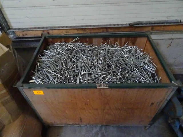 Partij ruiters in houten kist - afbeelding 3 van  3