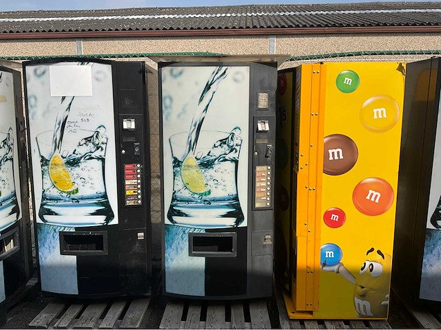 Partij sanden vendo verkoopautomaten - afbeelding 21 van  22