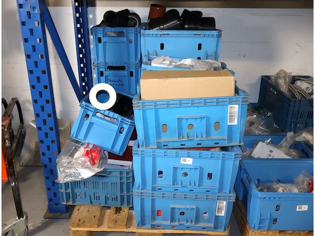 Partij sanitair - afbeelding 1 van  6