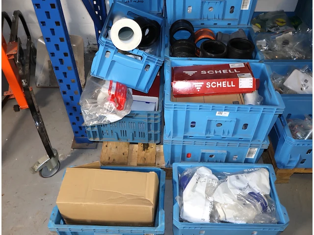 Partij sanitair - afbeelding 2 van  6