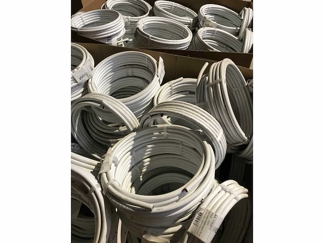 Partij sanivesk meerlagenbuis 14mm x 10m (341x) - afbeelding 2 van  8