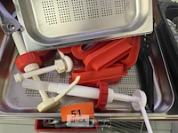 Partij sauspompen en 3 uitgietbakken - afbeelding 2 van  4