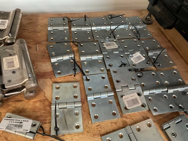 Partij scharnieren en bevestiging - afbeelding 3 van  9