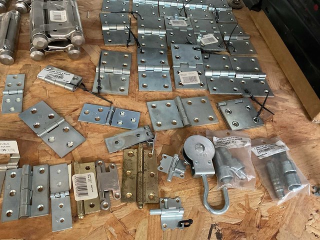 Partij scharnieren en bevestiging - afbeelding 4 van  9