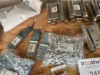 Partij scharnieren en bevestiging - afbeelding 6 van  9