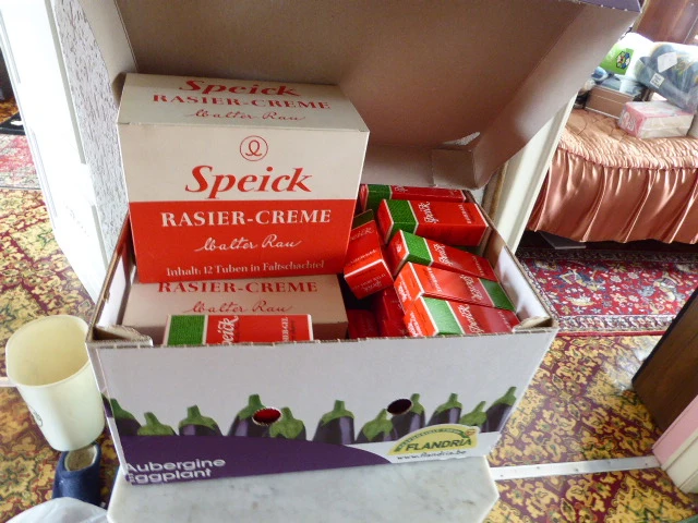 Partij scheergel en scheercreme speick - afbeelding 1 van  3