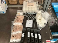 Partij schildersgereedschap. - afbeelding 1 van  1