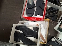 Partij schoenen - afbeelding 6 van  7