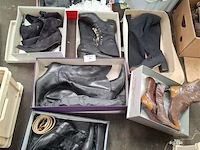 Partij schoenen - afbeelding 1 van  4