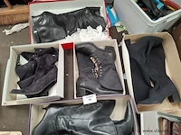 Partij schoenen - afbeelding 3 van  4