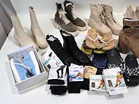 Partij schoenen - afbeelding 2 van  3