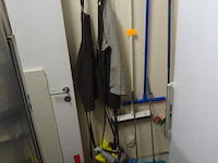 Partij schoonmaakgereedschap - afbeelding 1 van  7