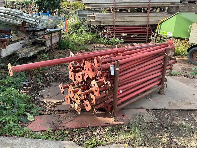 Partij schroefstempels in stapelbok - afbeelding 2 van  4