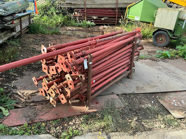 Partij schroefstempels in stapelbok - afbeelding 3 van  4