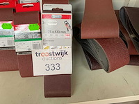 Partij schuur banden - afbeelding 3 van  6