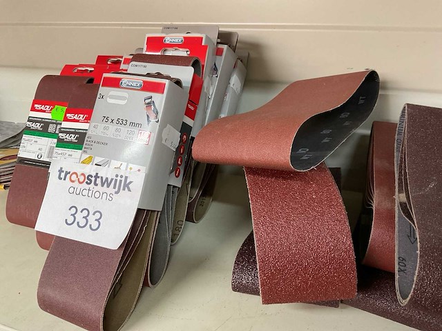 Partij schuur banden - afbeelding 6 van  6