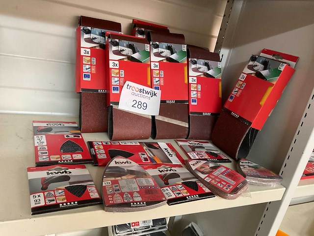 Partij schuurpapier - afbeelding 1 van  8