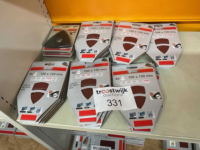Partij schuurpapier - afbeelding 1 van  7