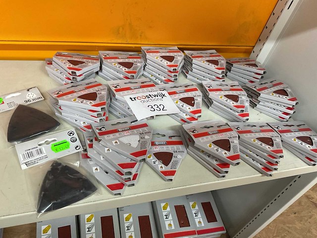 Partij schuurpapier - afbeelding 1 van  10