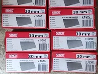 Partij senco brads 30mm 18ga 1,2mm, 40 000 stuks