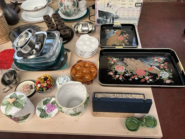 Partij servies en decoratie - afbeelding 13 van  13