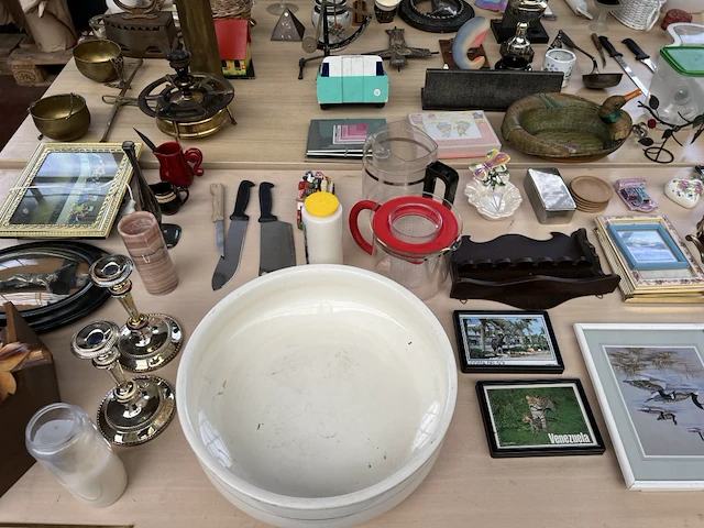 Partij servies en decoratie - afbeelding 2 van  11