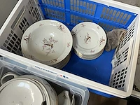 Partij servies en glaswerk - afbeelding 2 van  7