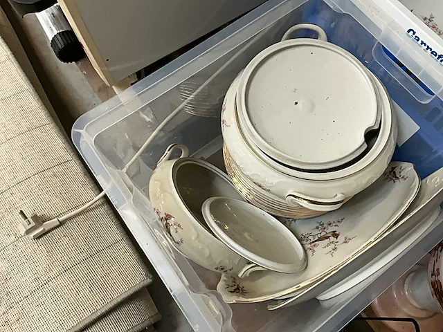 Partij servies en glaswerk - afbeelding 3 van  7