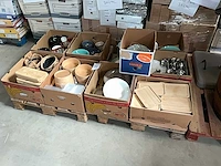 Partij servies en glaswerk - afbeelding 1 van  13