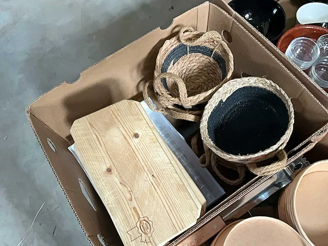 Partij servies en glaswerk - afbeelding 3 van  13